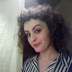 Meet your Posher, Dayna